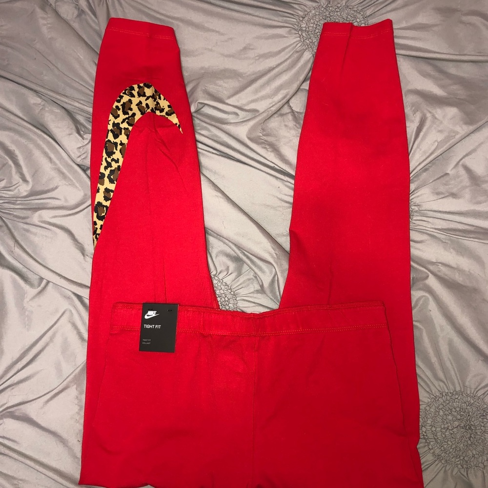 ‼️SHIPS TODAY‼️ Nike Leggings